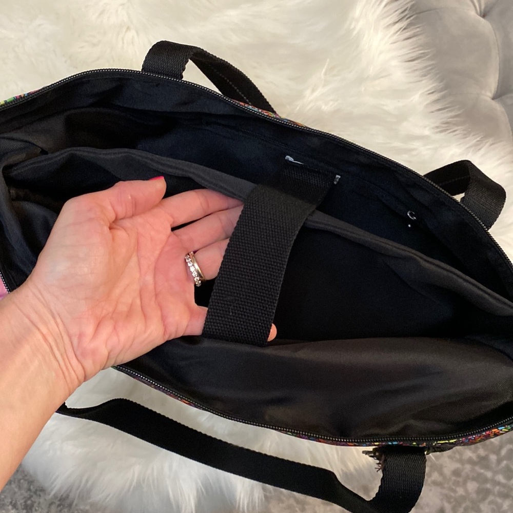 NEW! The Sak Rainbow Wanderlust Sakroots Tacoma Large Travel Weekender Tote - Picture 11 of 15